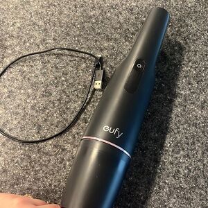 Eufy Mini vacuum perfect size for car cupbolder